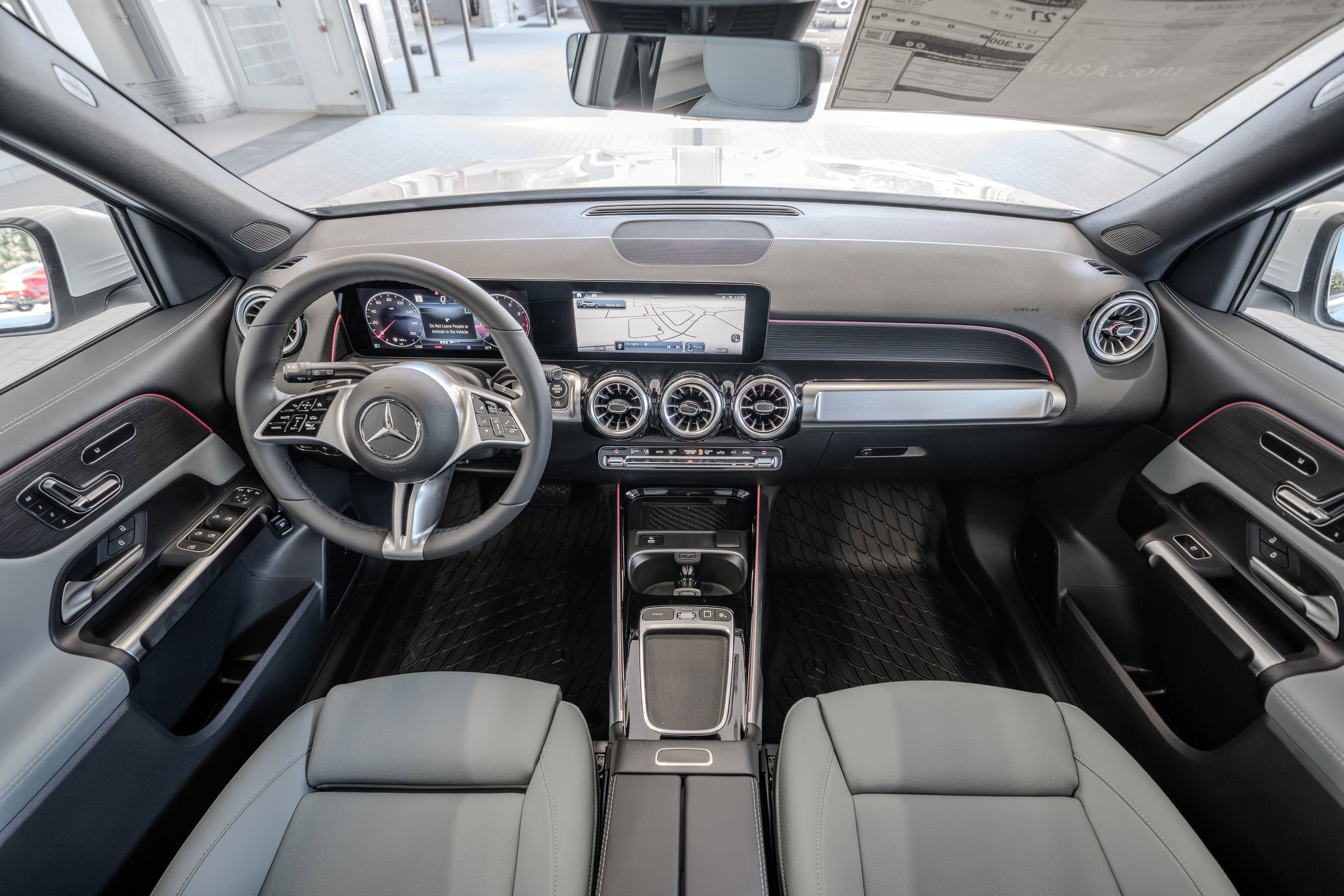 Certified 2026 Mercedes-Benz GLB 250 4MATIC image 8