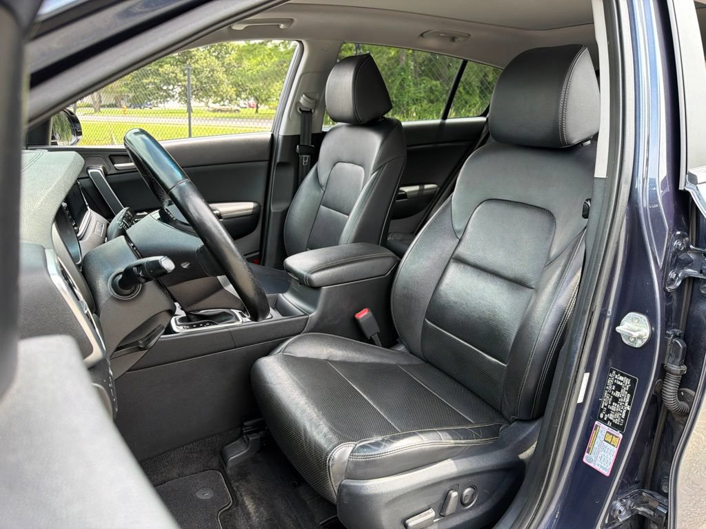 Certified 2022 Kia Sportage EX w/ EX Technology Package AWD/4WD image 19