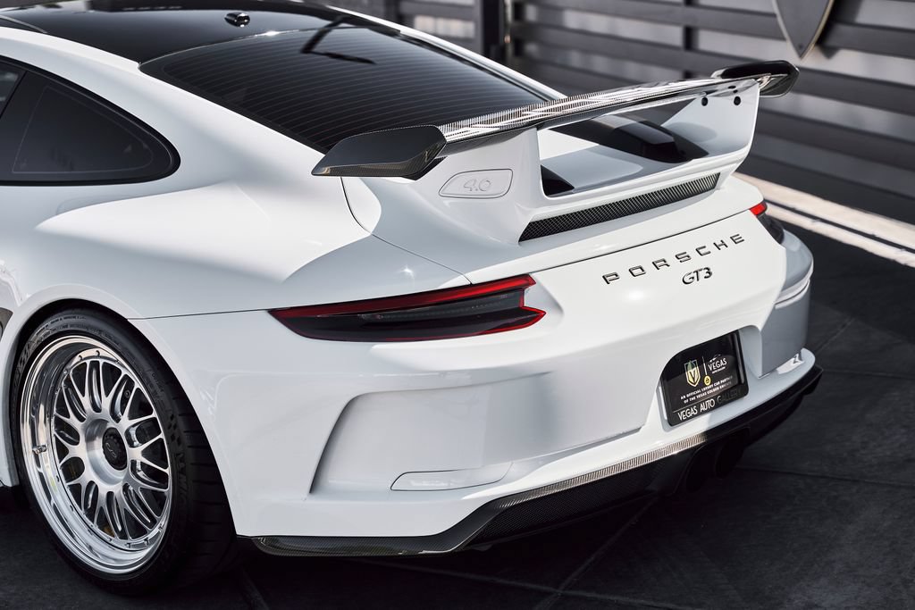 Used 2018 Porsche 911 GT3 RWD image 14