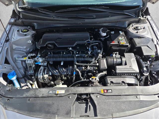Used 2025 Hyundai Elantra SEL FWD image 24