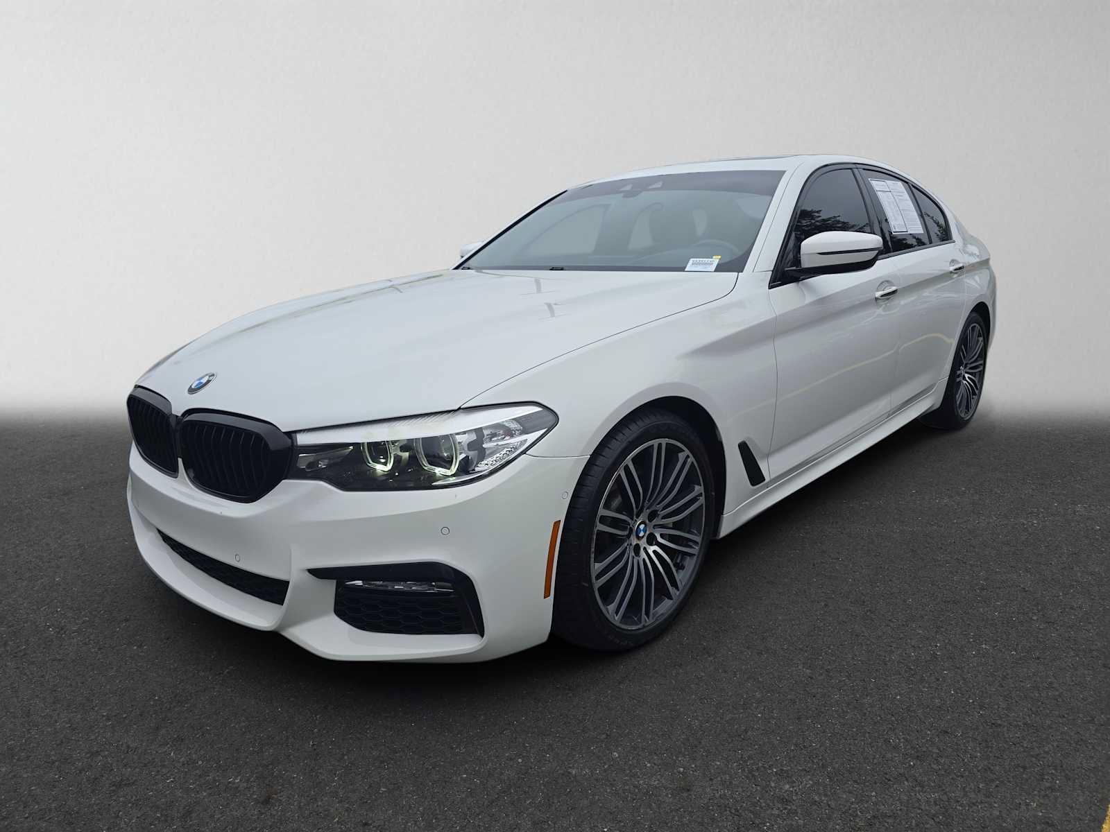 Used 2018 BMW 530i w/ M Sport Package RWD image 7