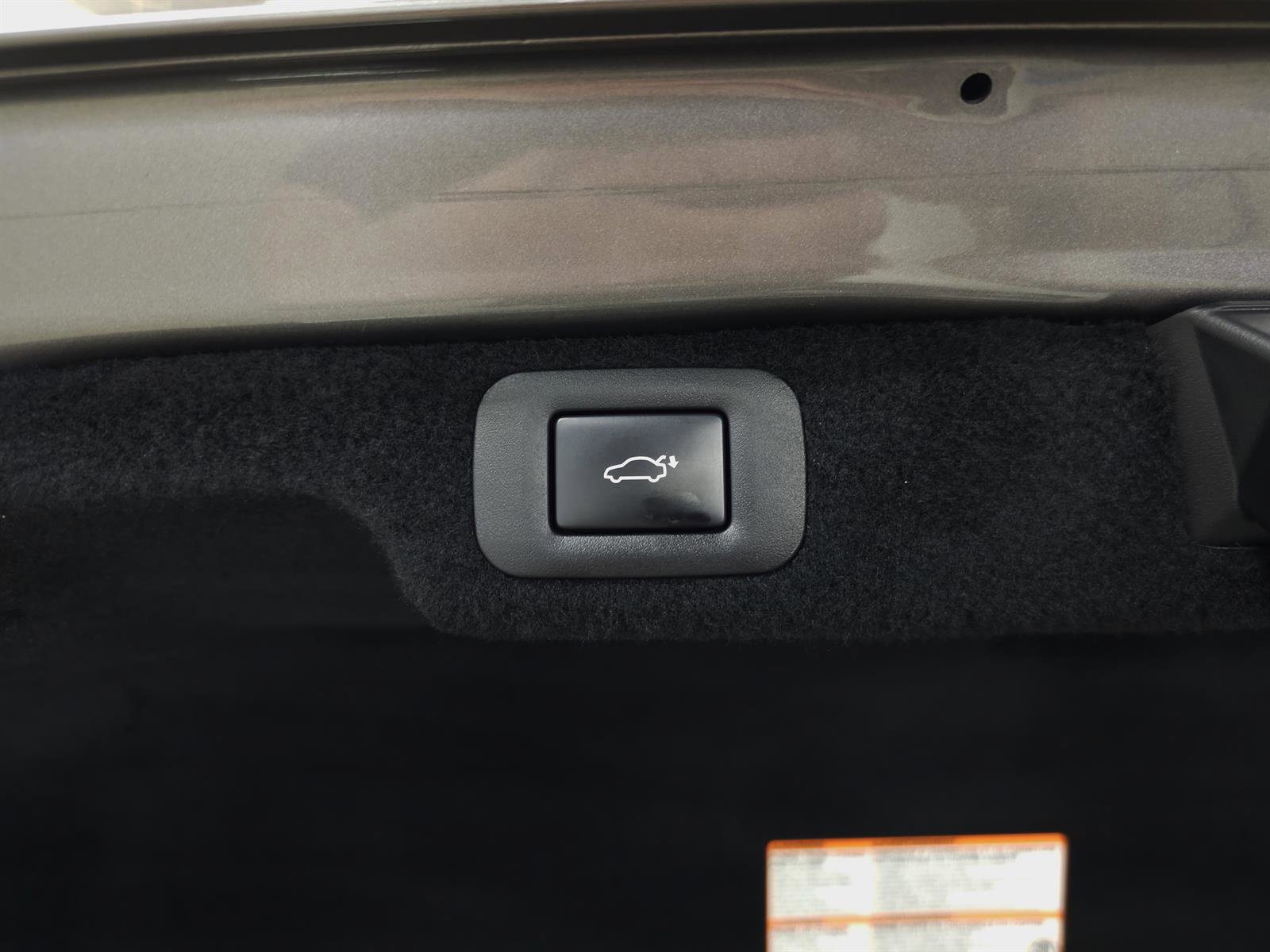 Certified 2023 Lexus LS 500 F Sport w/ Accessory Package (Z2) image 9