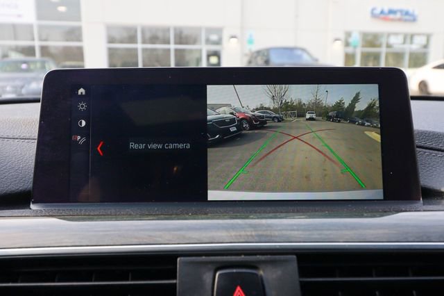 Used 2018 BMW 330i xDrive Sedan w/ Convenience Package image 8