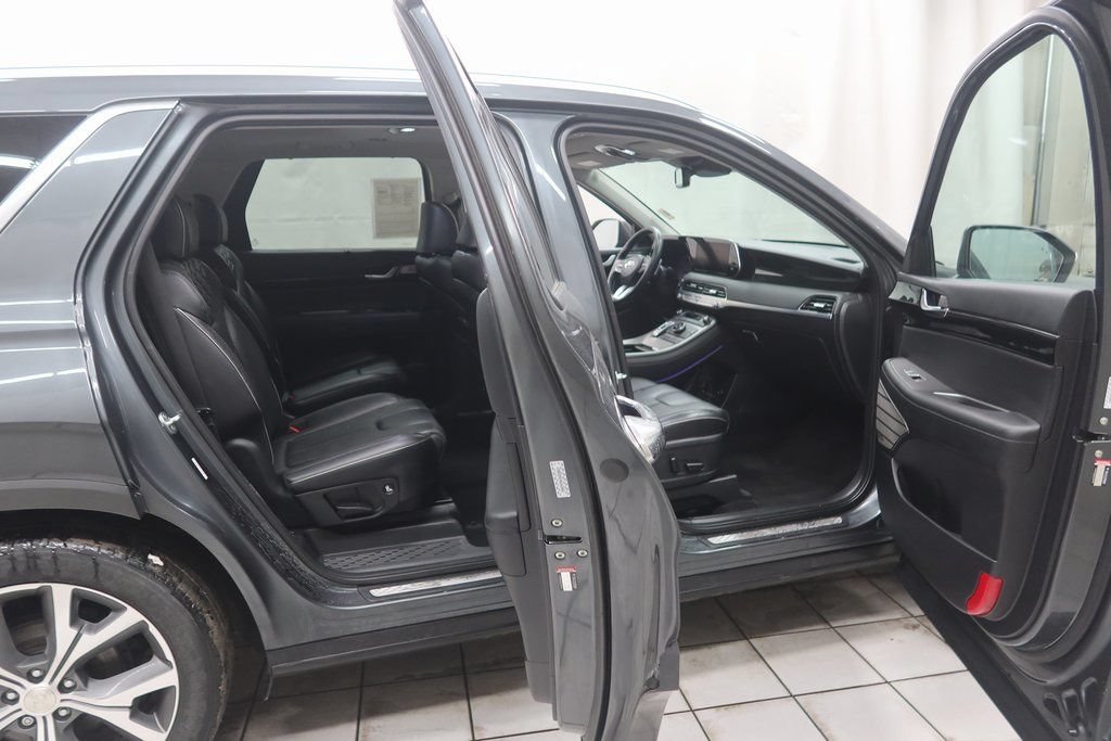 Used 2022 Hyundai Palisade Limited AWD/4WD image 9