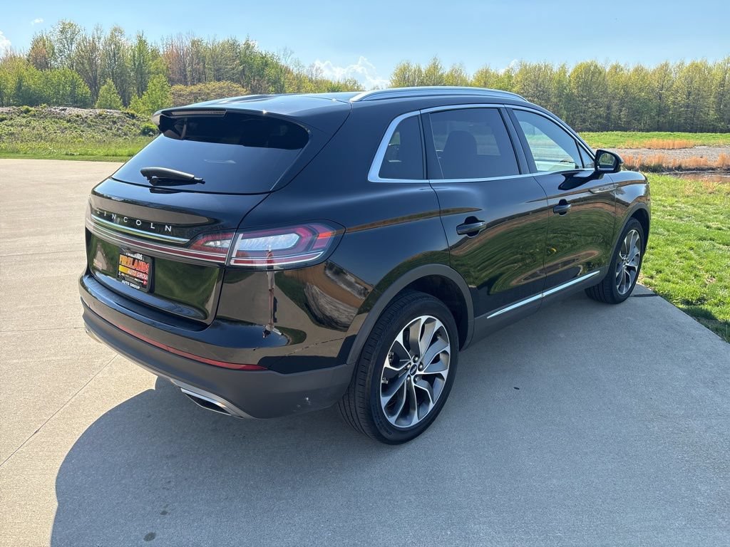 Used 2023 Lincoln Nautilus Reserve w/ Luxury Package AWD/4WD image 9