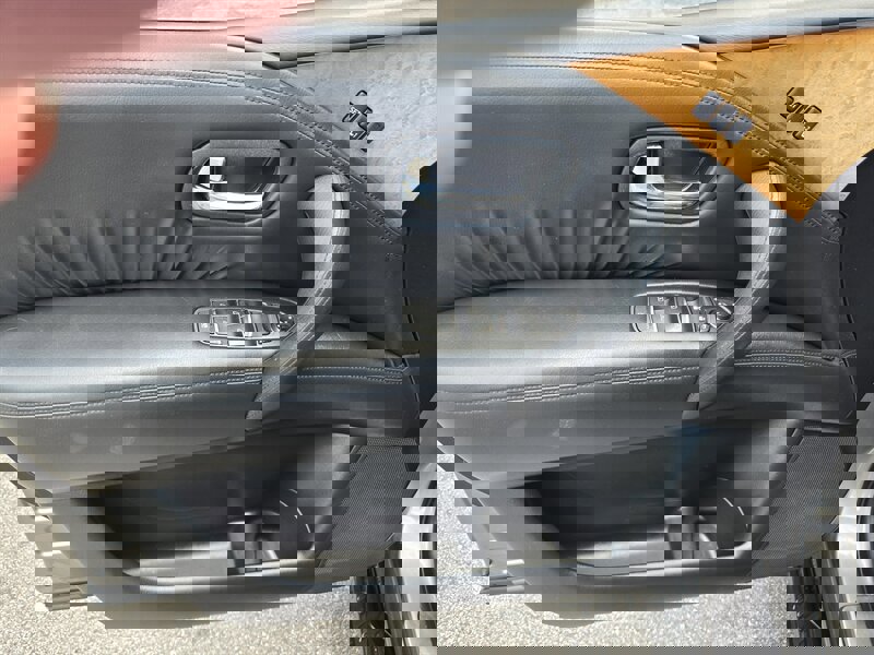 Used 2014 INFINITI QX80 4WD w/ Theater Package image 7