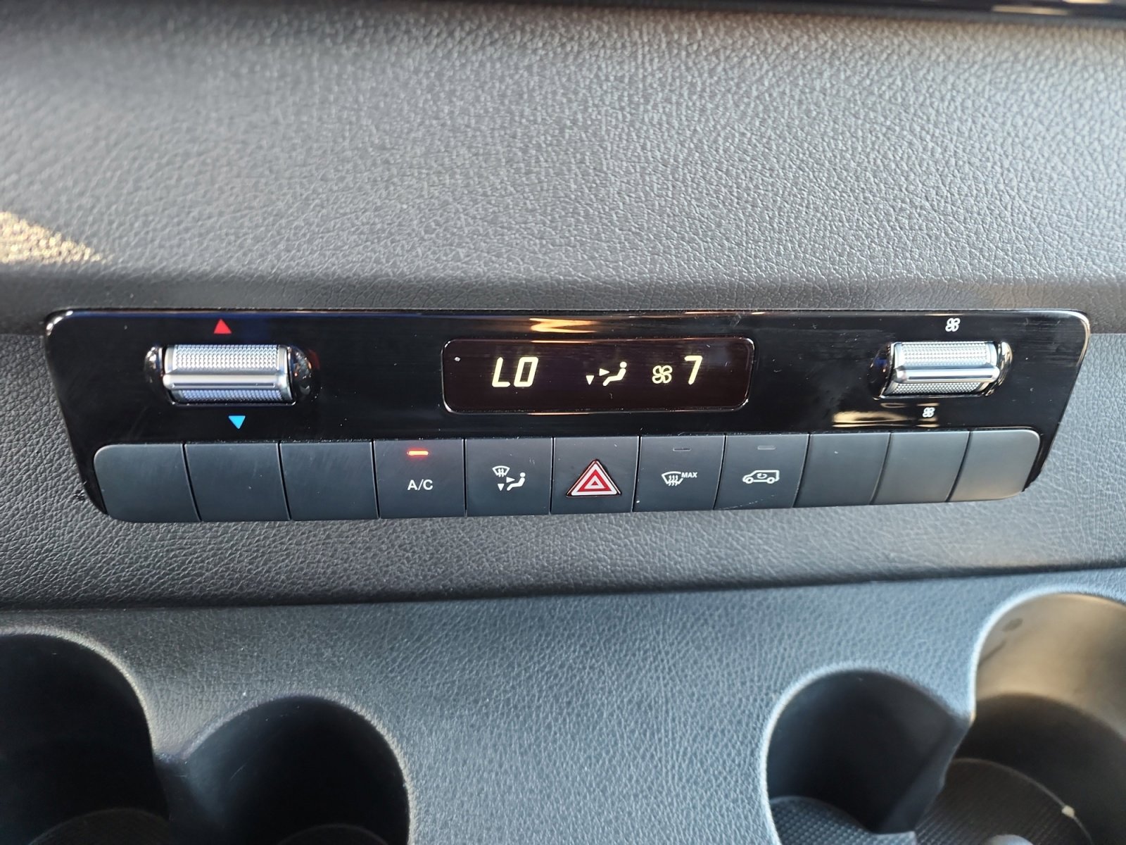 Used 2024 Mercedes-Benz Sprinter 3500 w/ Parking Package image 25