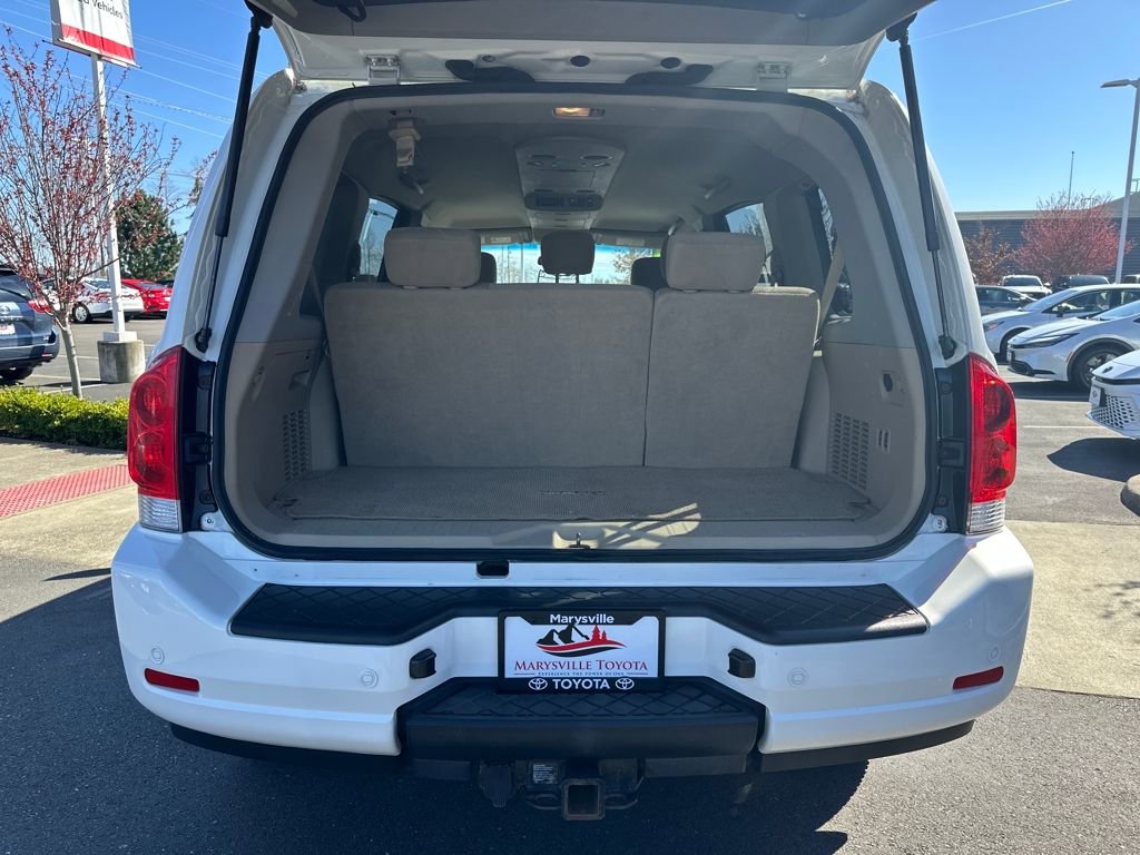 Used 2011 Nissan Armada SV image 27