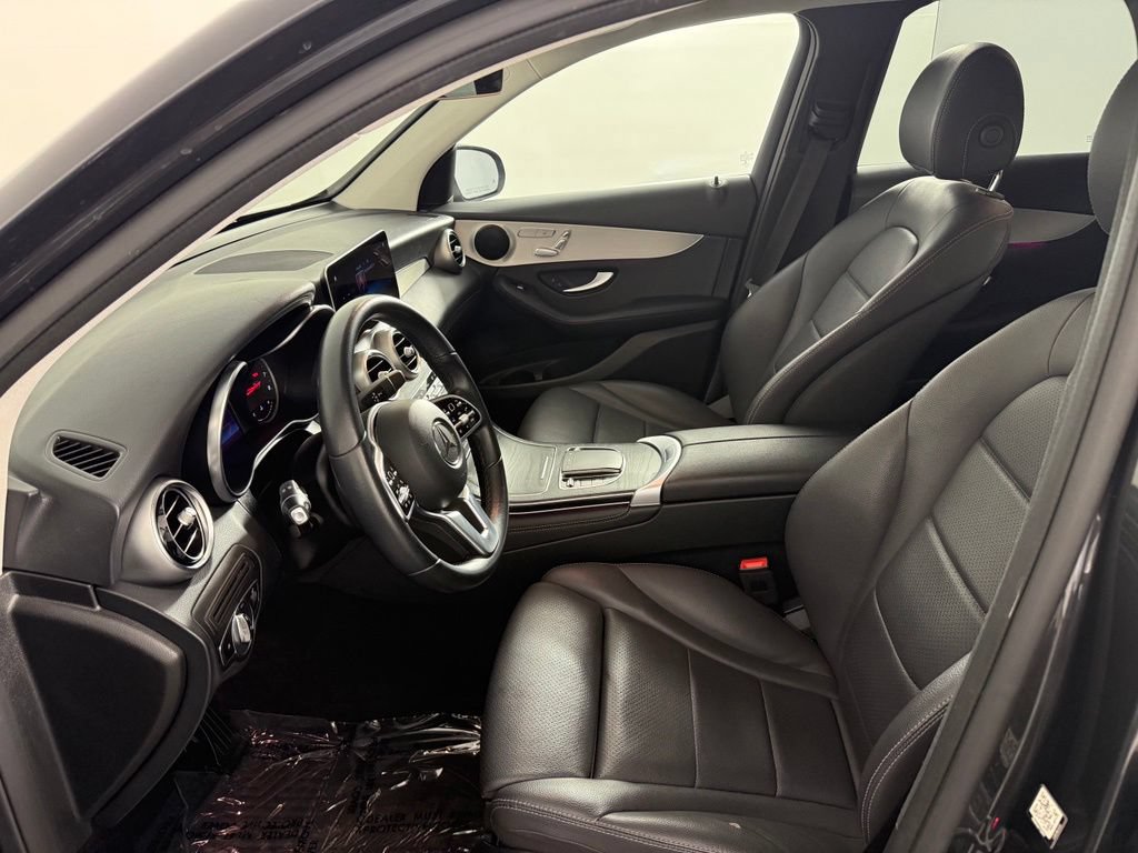 Used 2020 Mercedes-Benz GLC 300 4MATIC image 11
