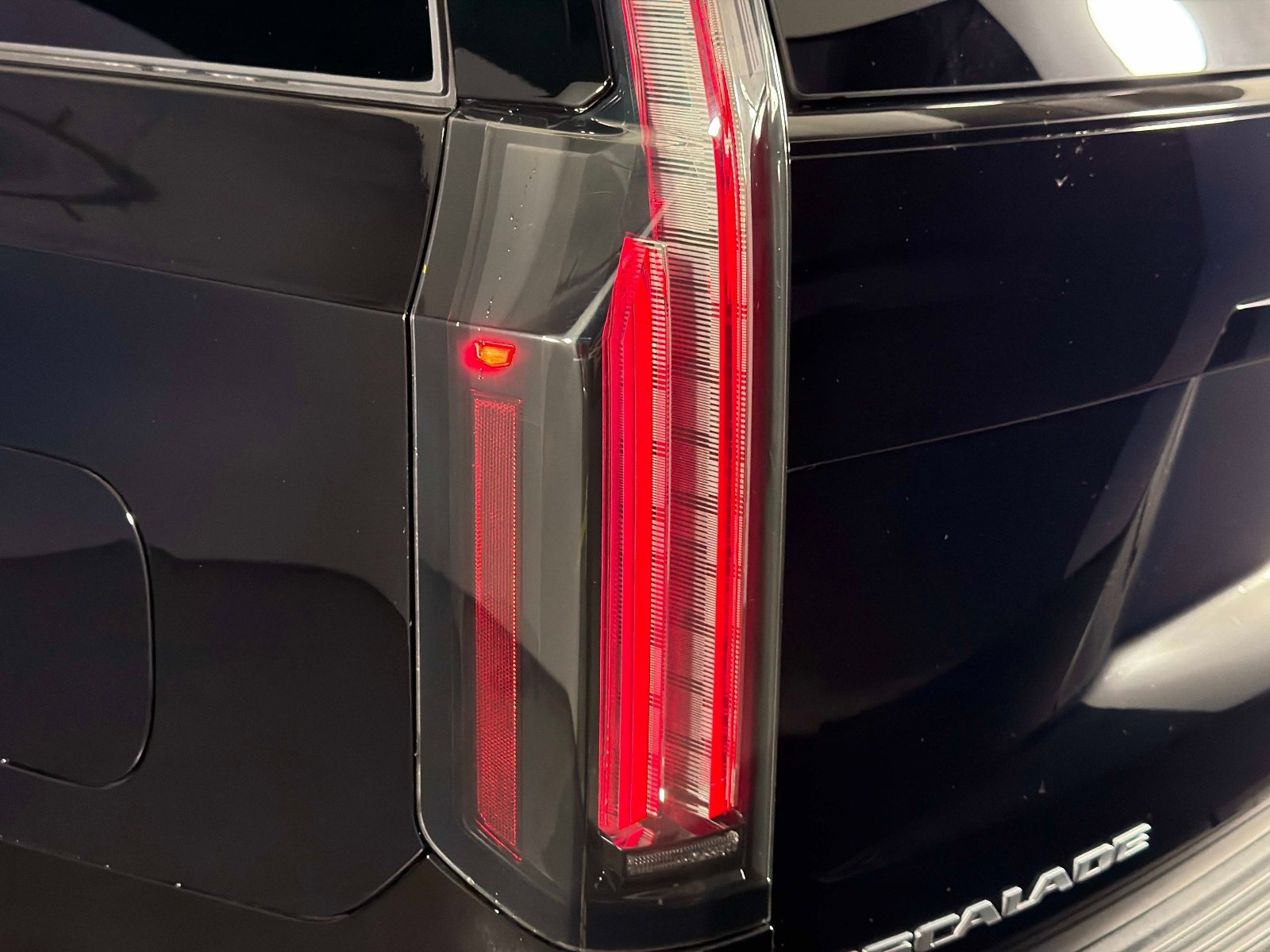 Used 2026 Cadillac Escalade Platinum Sport AWD/4WD image 16
