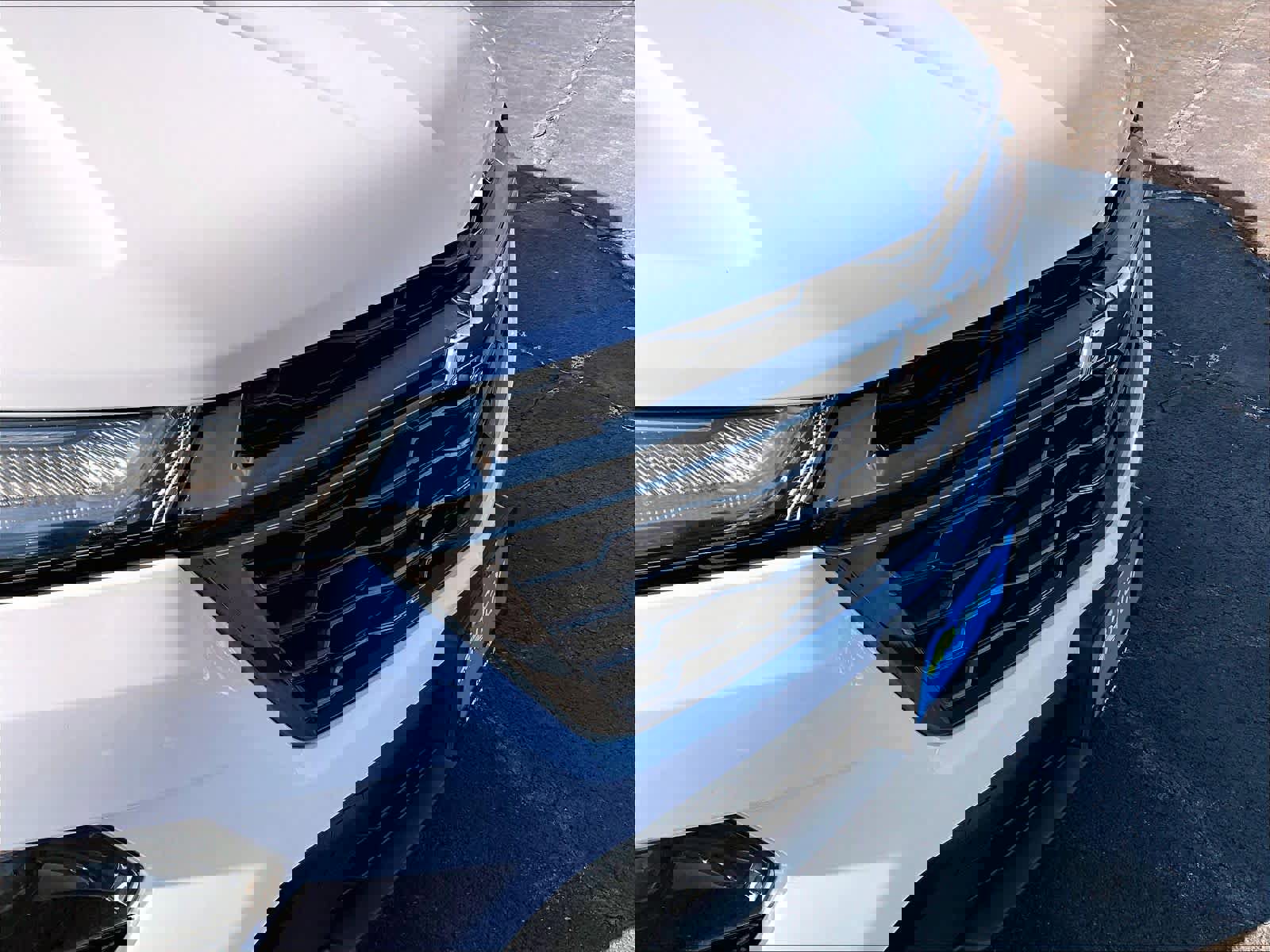 Used 2023 Chevrolet Traverse RS image 33