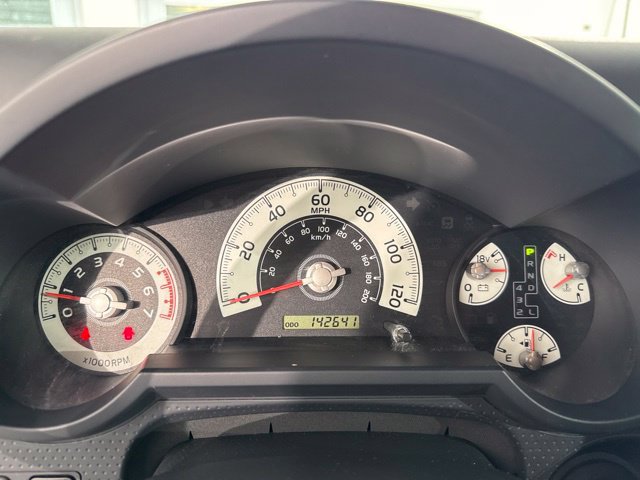 Used 2012 Toyota FJ Cruiser 4WD w/ Upgrade Pkg image 23