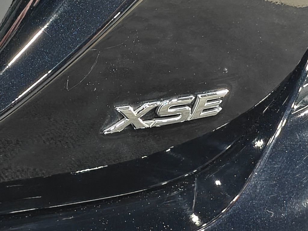 Used 2020 Toyota Camry XSE image 50