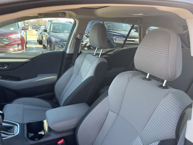 Used 2025 Subaru Outback Premium w/ Popular Package #1A image 7