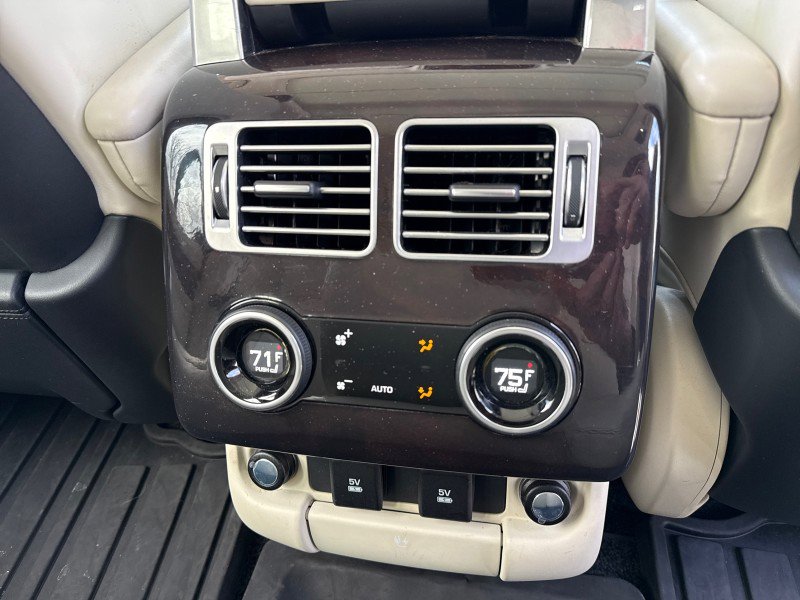 Used 2019 Land Rover Range Rover HSE image 43