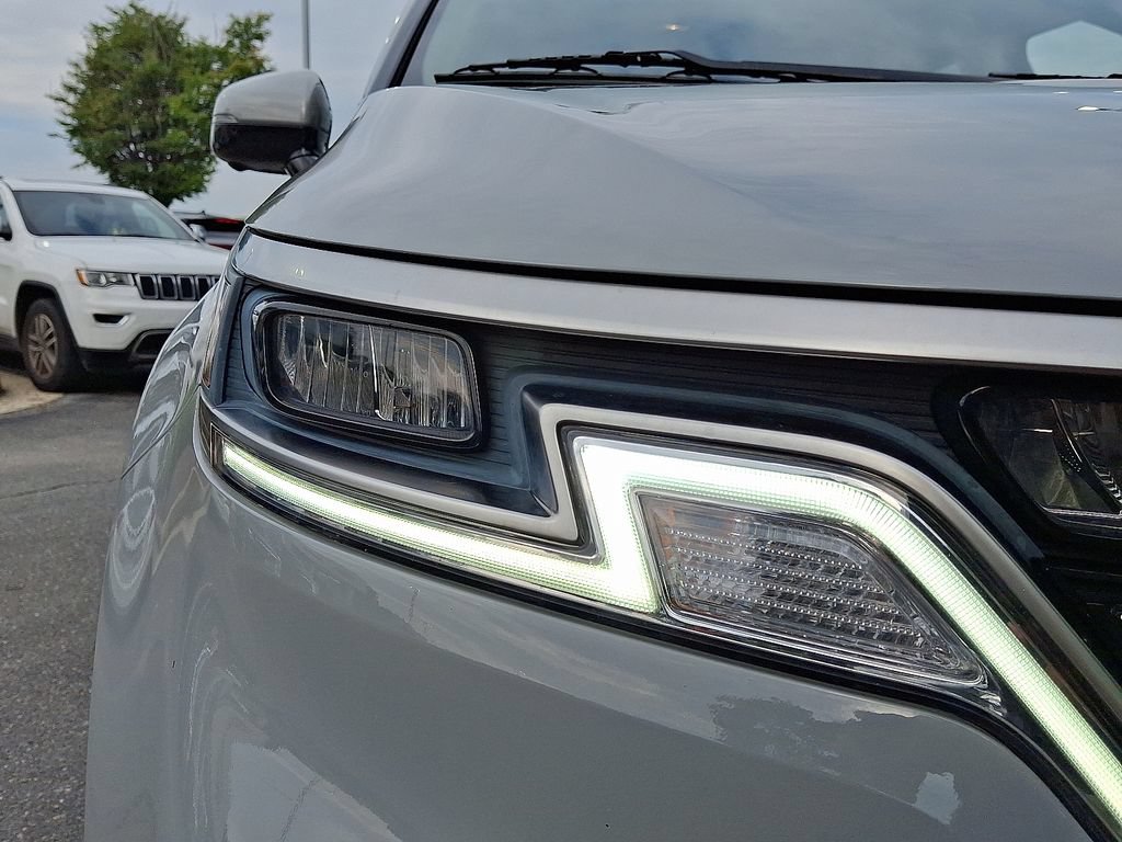 Used 2024 Kia Carnival SX FWD image 9