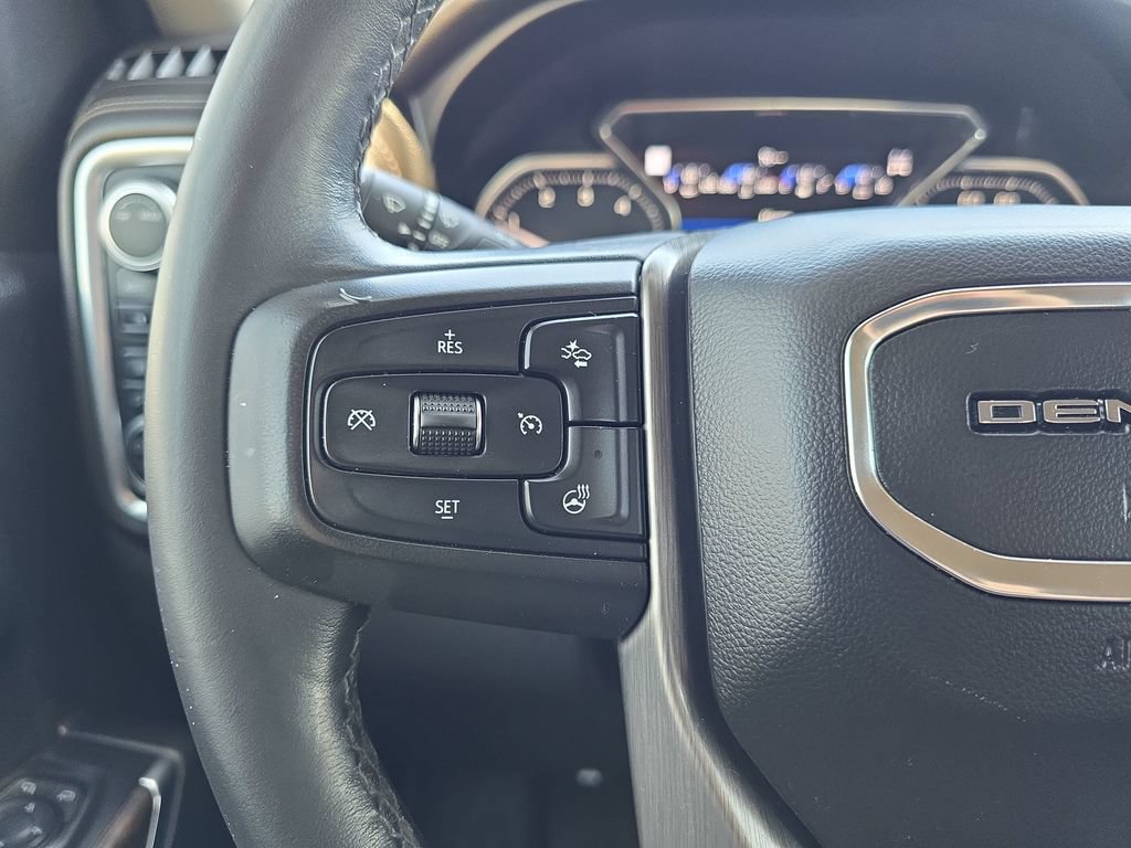 Used 2021 GMC Sierra 1500 Denali w/ Denali Ultimate Package AWD/4WD image 18