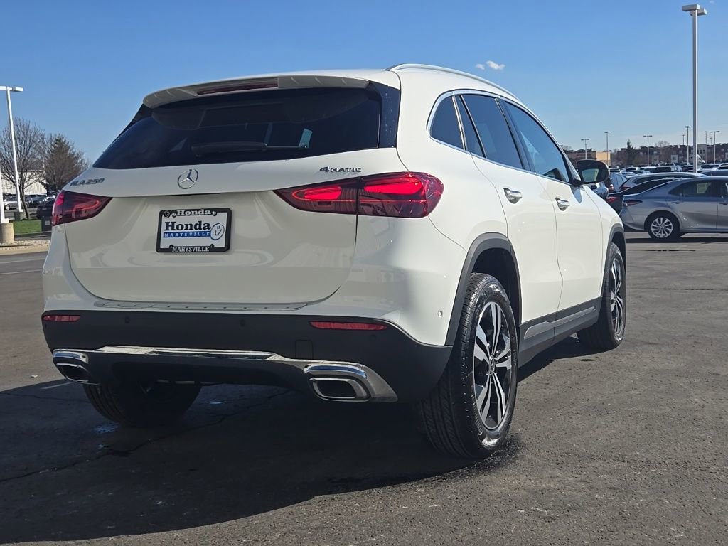 Used 2024 Mercedes-Benz GLA 250 4MATIC image 9