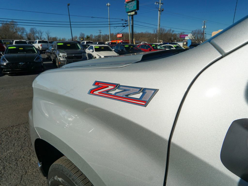 Used 2019 Chevrolet Silverado 1500 LT w/ All-Star Edition image 8