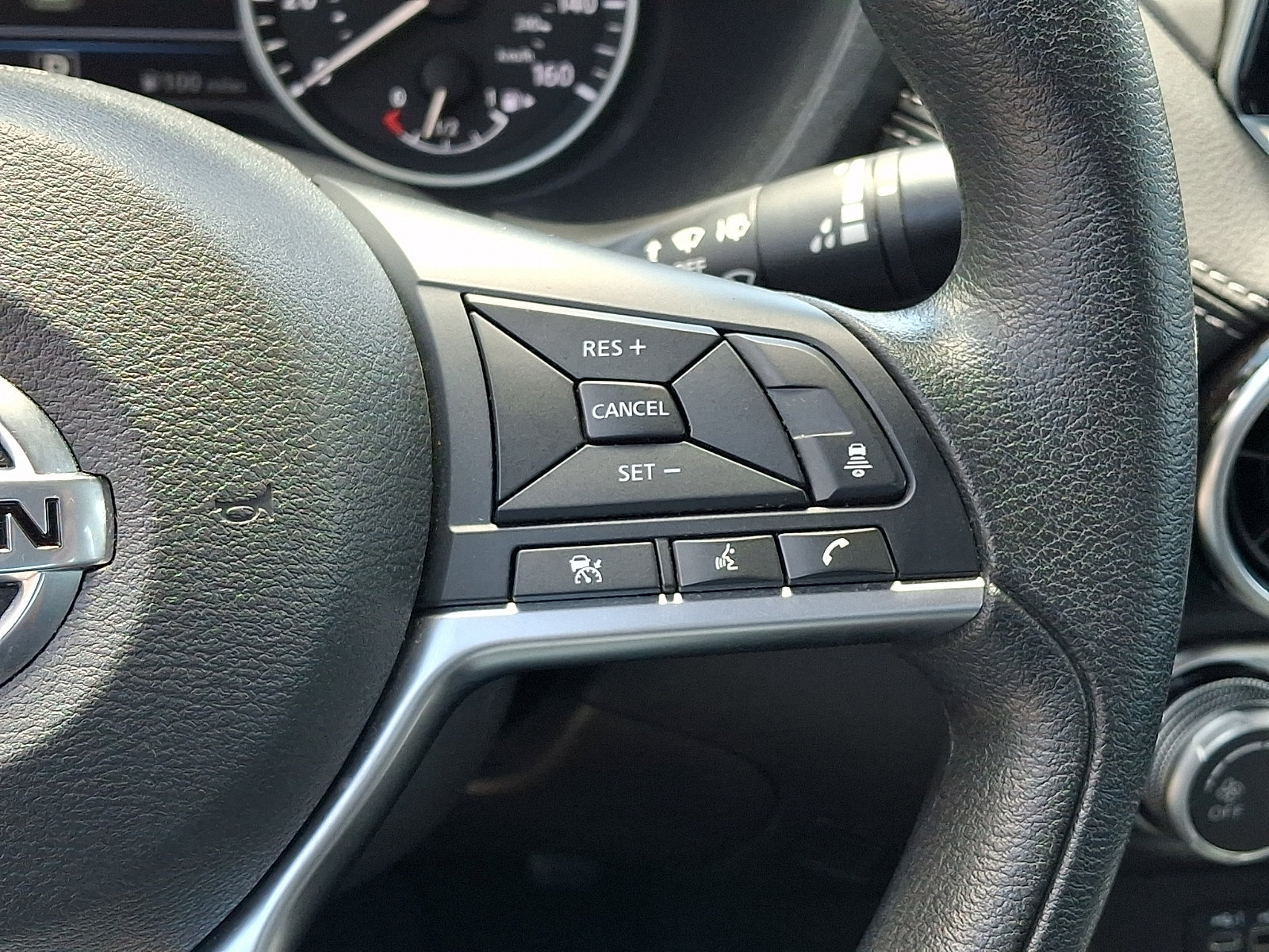 Used 2023 Nissan Sentra SV FWD image 23