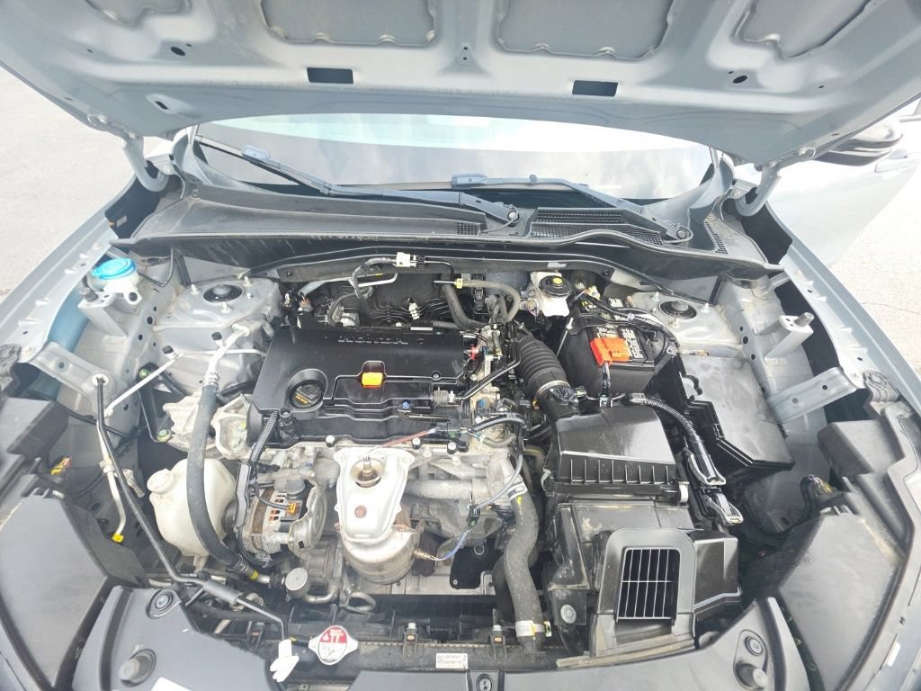 Used 2024 Honda HR-V Sport image 13
