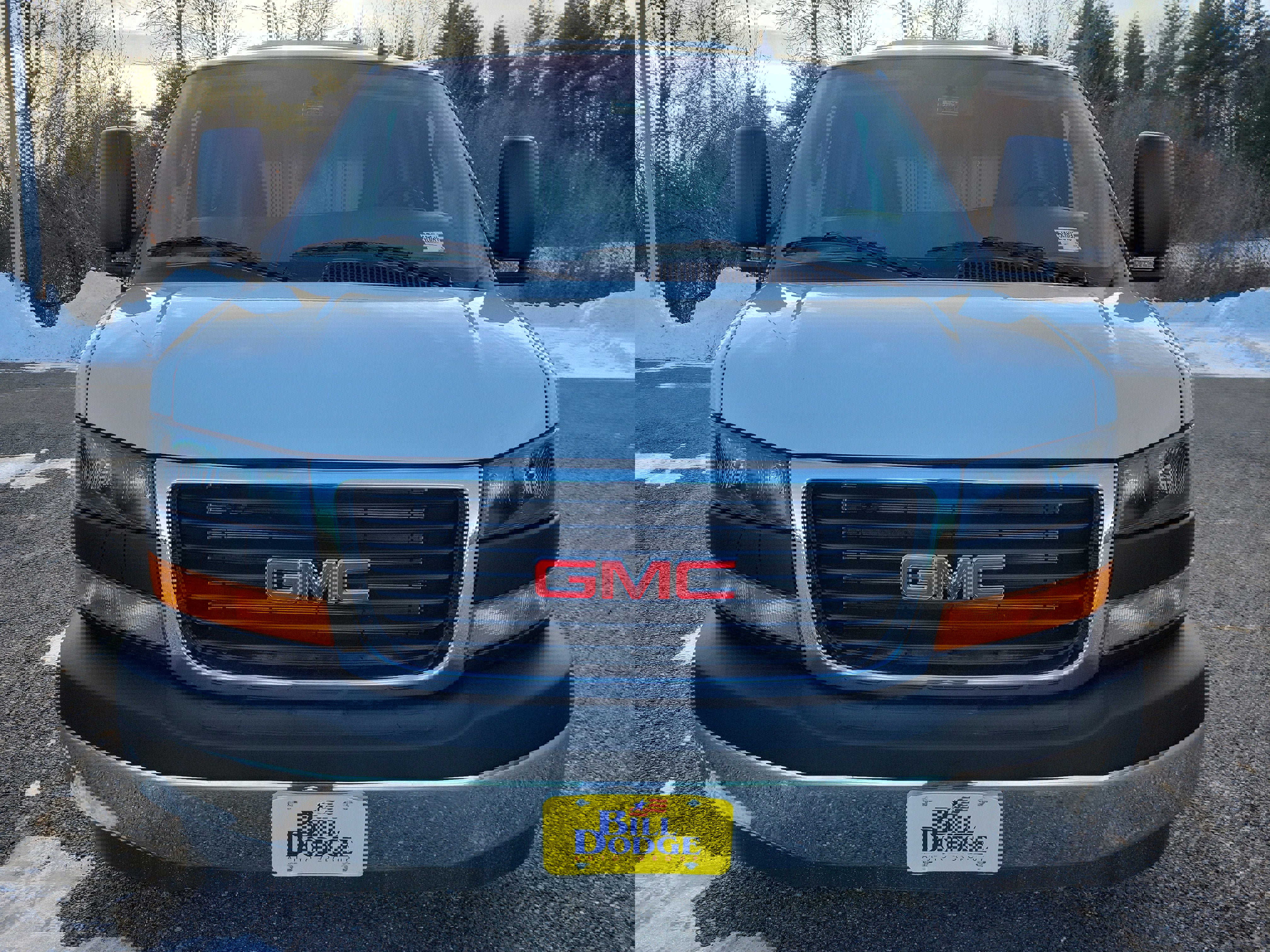 New 2025 GMC Savana 3500 w/ Power Convenience Package image 10