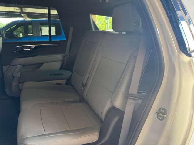 Used 2026 Chevrolet Tahoe LS w/ LPO, Dark Essentials Package AWD/4WD image 19