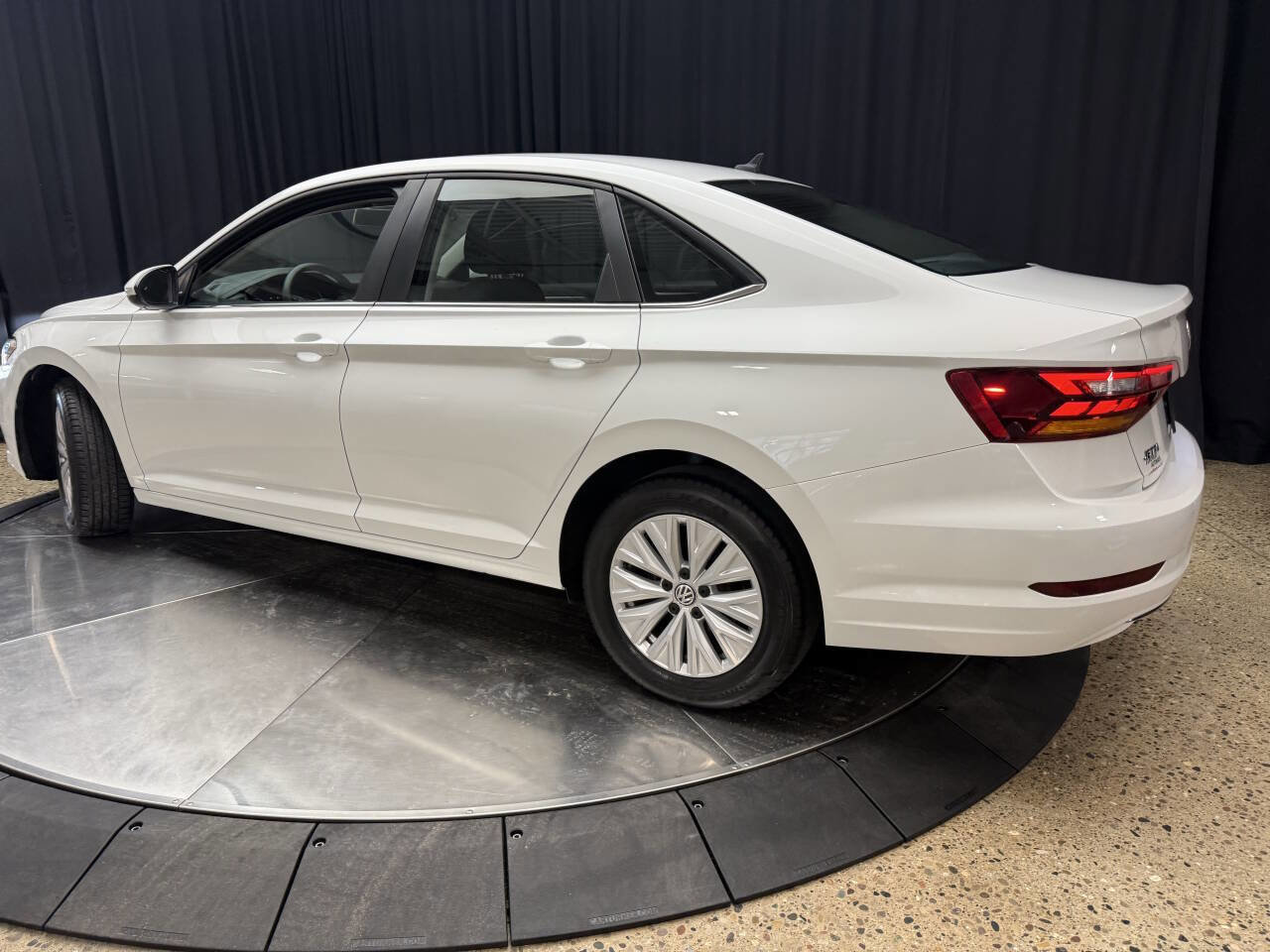 Used 2019 Volkswagen Jetta S w/ Driver Assistance Package image 3
