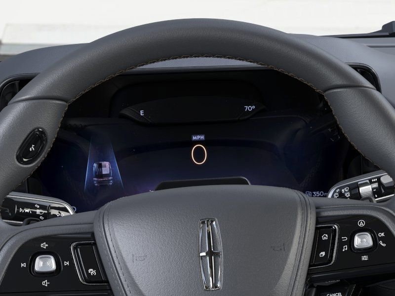 New 2025 Lincoln Aviator AWD w/ Jet Appearance Package image 13