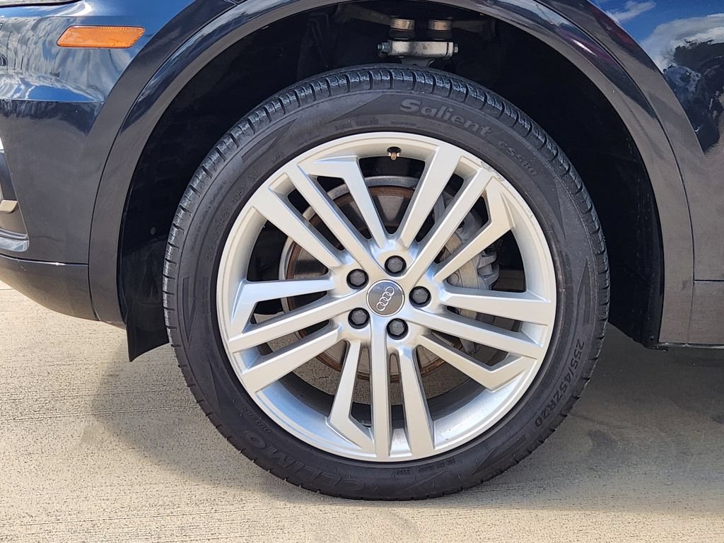 Used 2018 Audi Q5 Prestige w/ Prestige Package AWD/4WD image 12