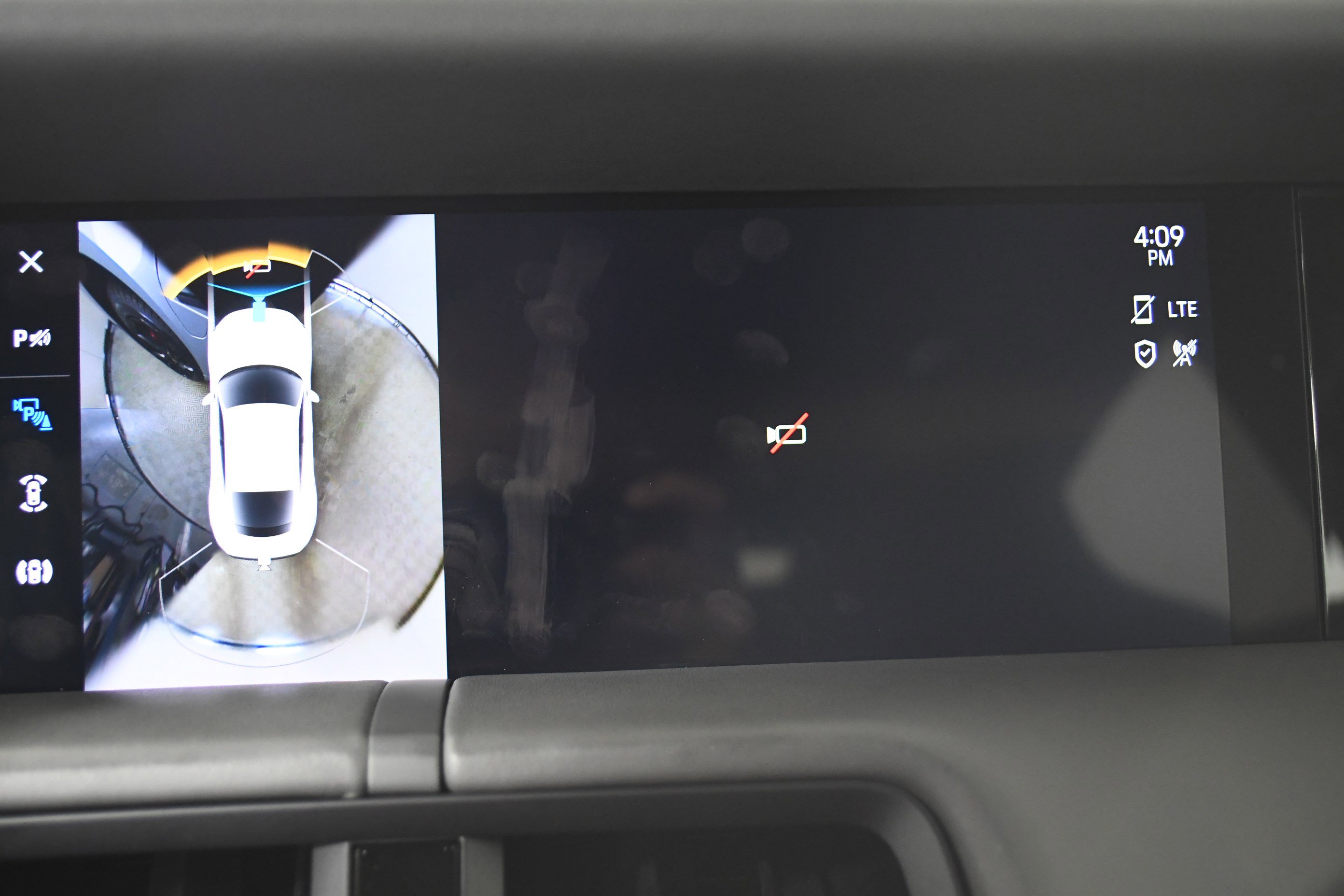 Used 2022 Porsche Taycan GTS w/ Premium Package (P6U) image 16