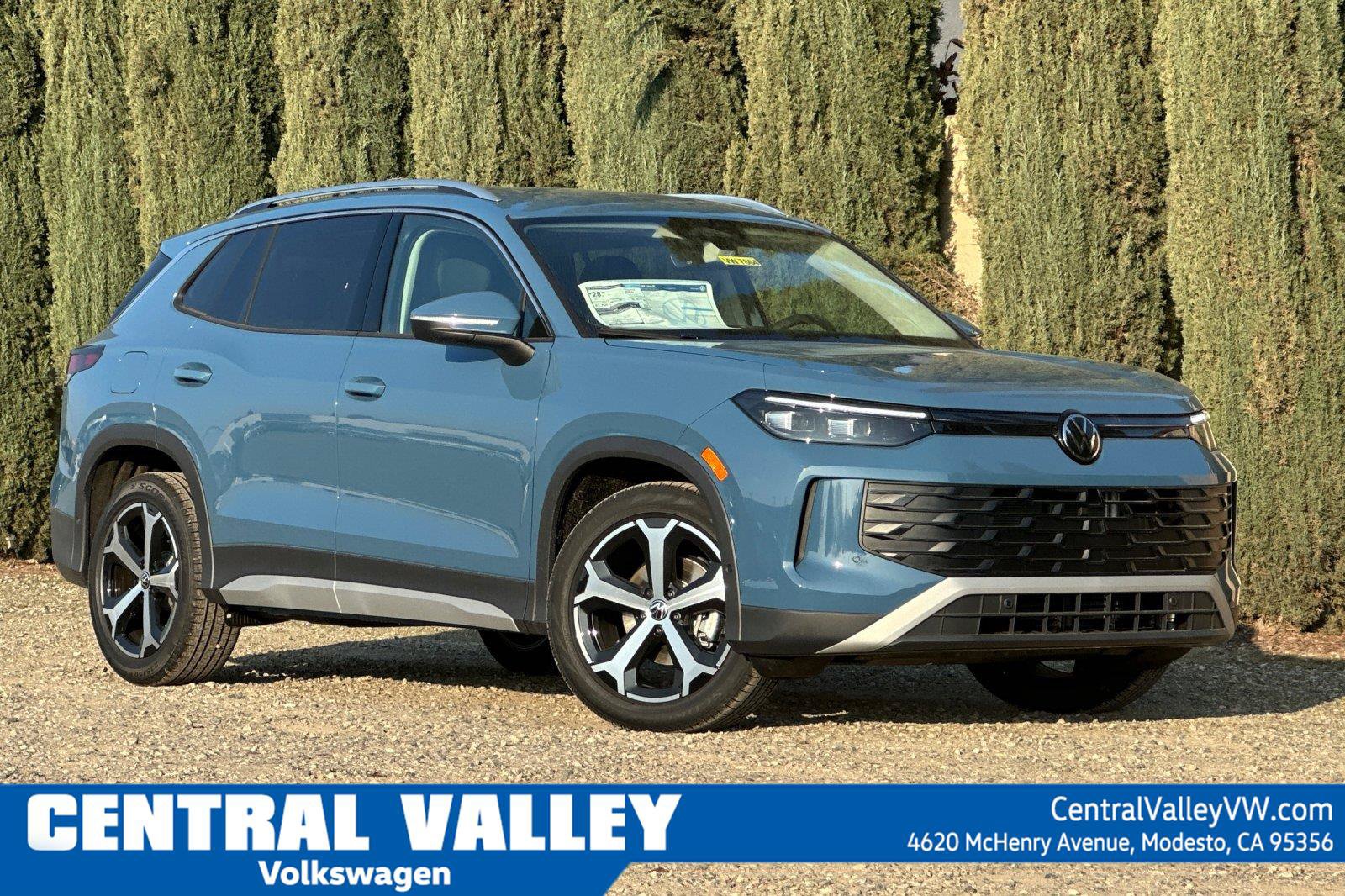 New 2026 Volkswagen Tiguan SE