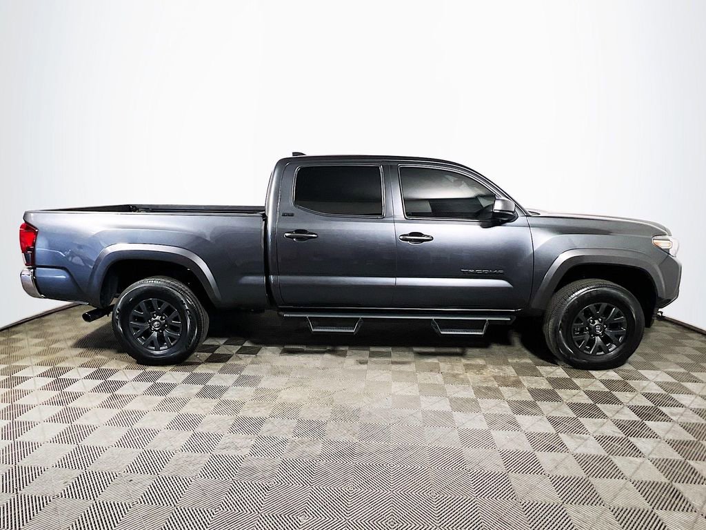 Certified 2023 Toyota Tacoma SR5 w/ Black Out Package (TMS) AWD/4WD image 9