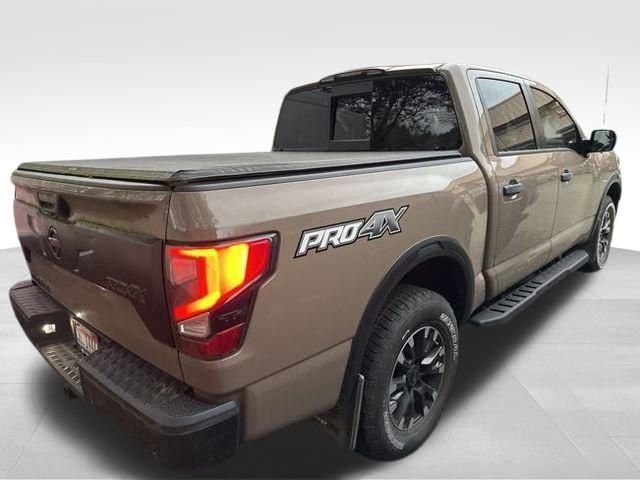 Used 2020 Nissan Titan PRO-4X w/ Pro-4x Convenience Package image 7