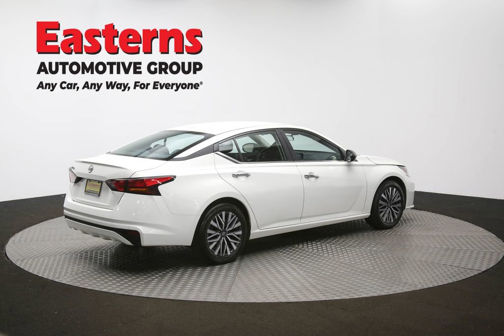 Used 2025 Nissan Altima 2.5 SV image 41