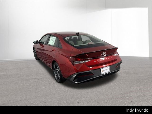 Certified 2025 Hyundai Elantra Sport FWD image 41