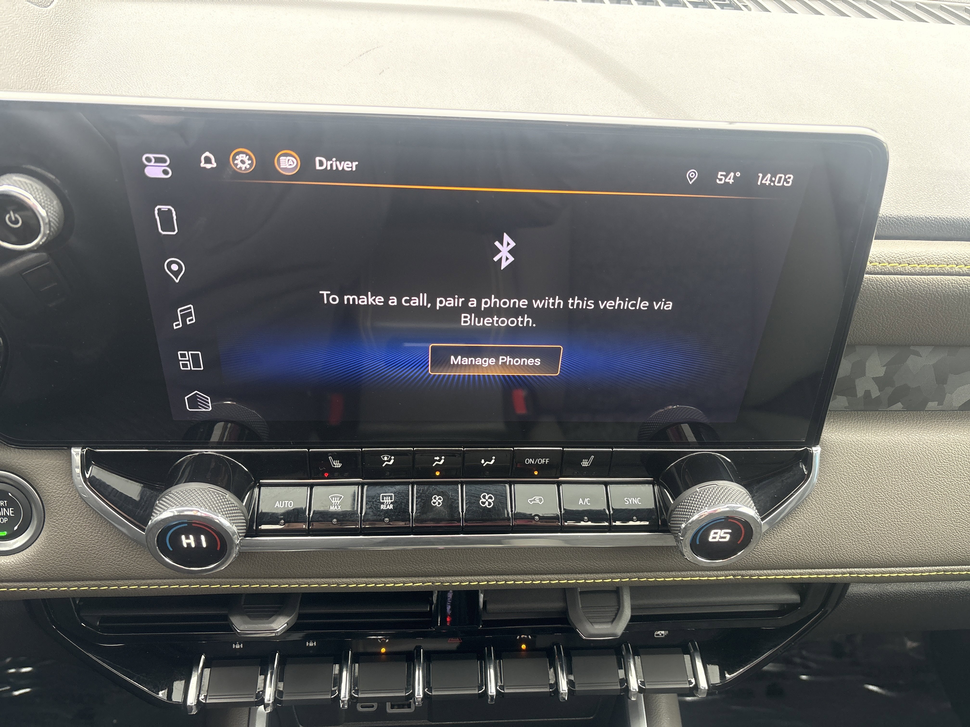 Used 2024 Chevrolet Colorado ZR2 w/ Technology Package image 21