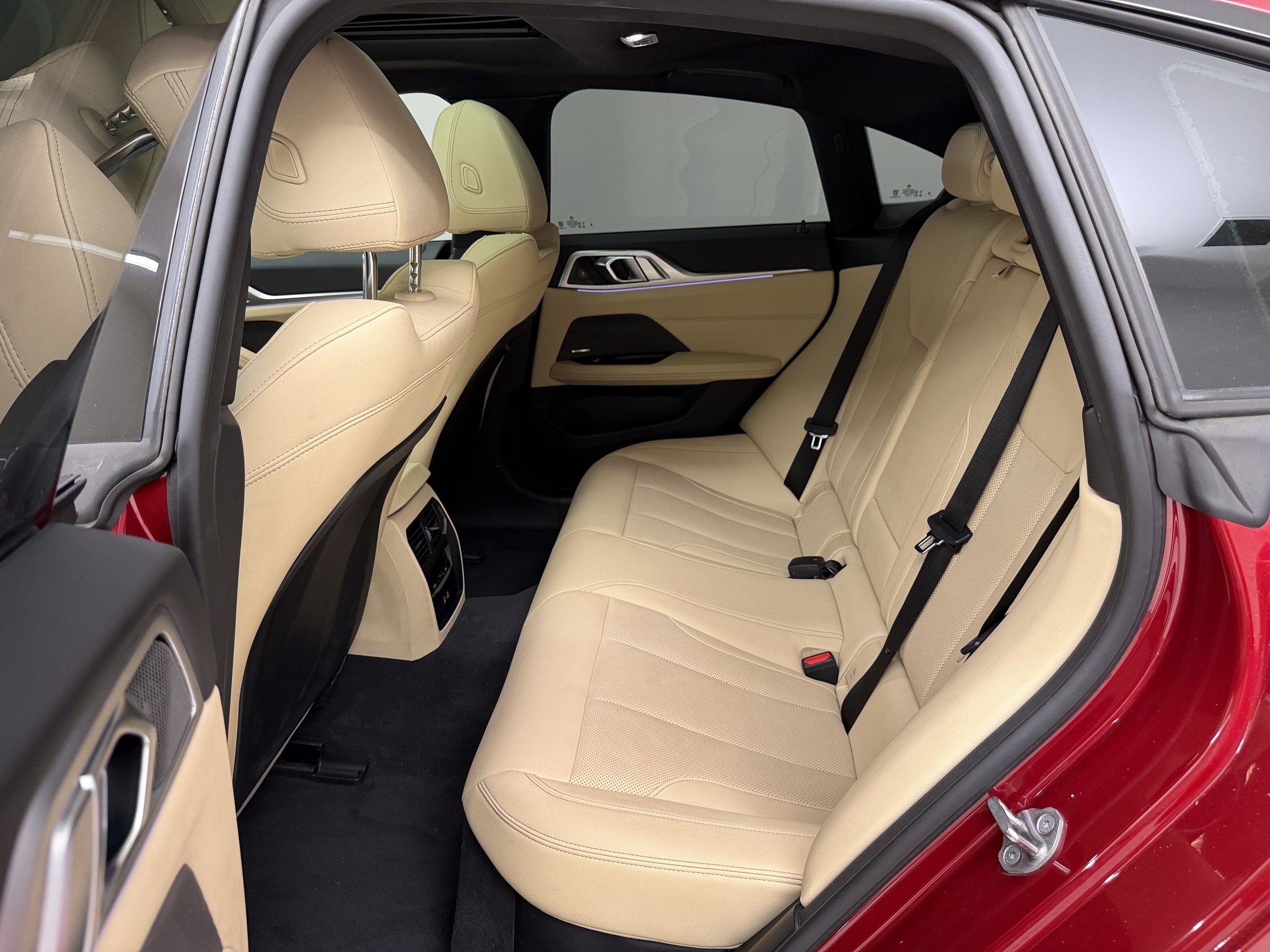Certified 2025 BMW i4 eDrive40 w/ M Sport Package RWD image 24