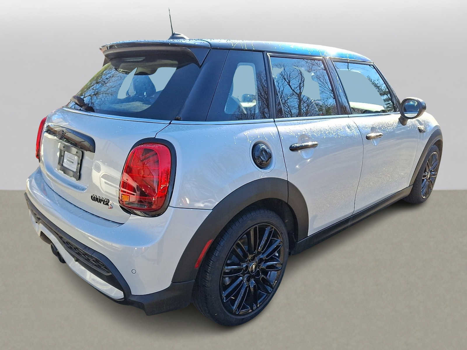 Certified 2023 MINI Cooper S w/ Premium Package image 5