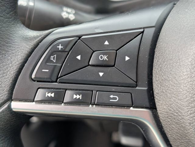 Used 2024 Nissan Sentra SV FWD image 16