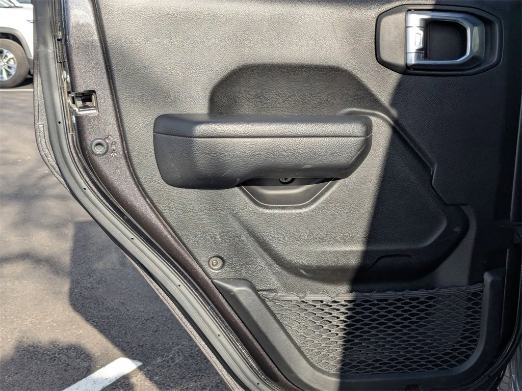 Used 2024 Jeep Wrangler Sport S image 26