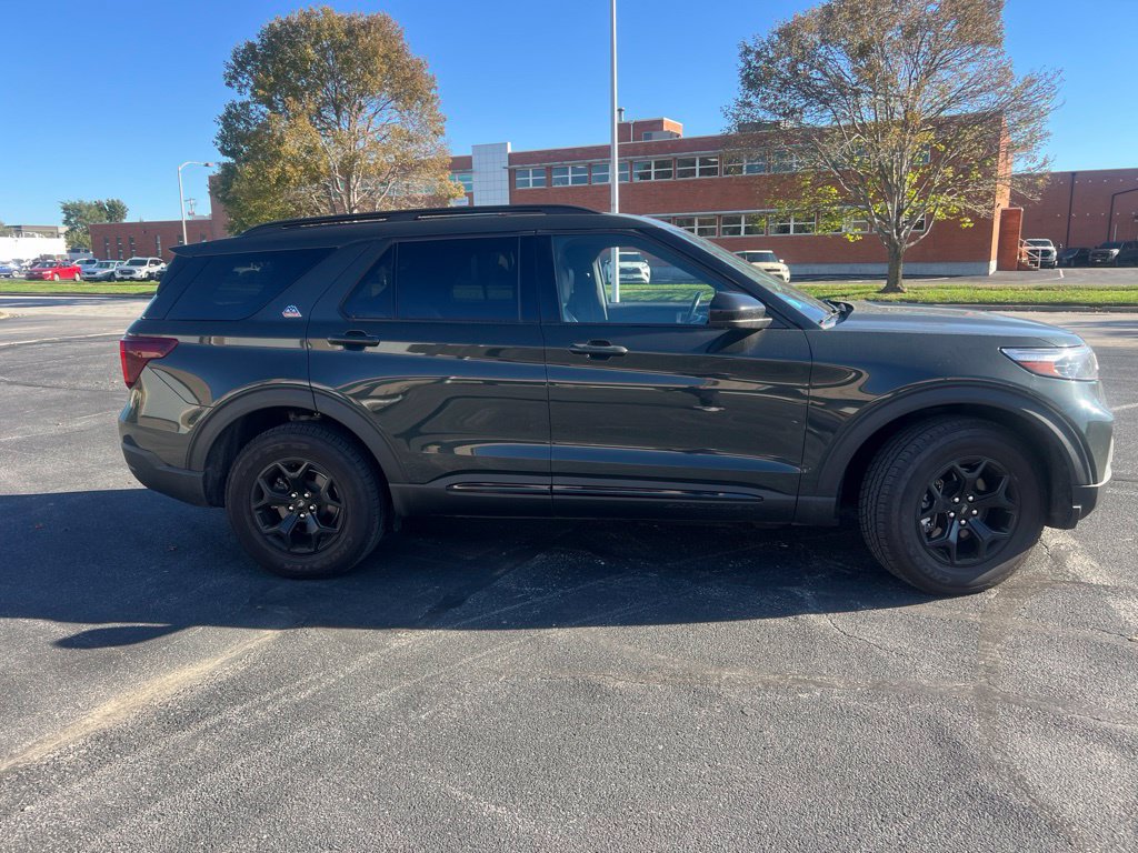 Used 2023 Ford Explorer Timberline w/ Timberline Technology Package AWD/4WD image 4