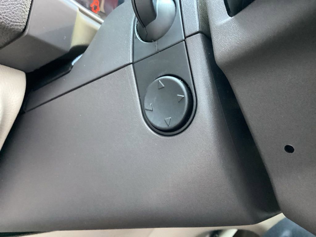 Used 2020 Lincoln Nautilus Reserve w/ Cargo Utility Package image 62