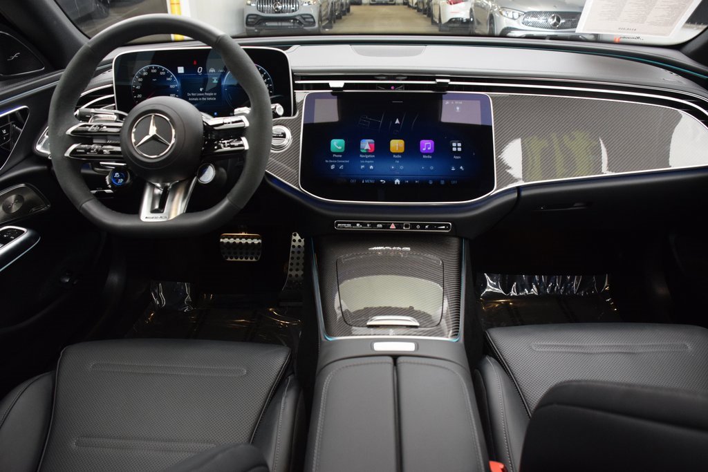 Used 2025 Mercedes-Benz E 53 AMG e 4MATIC Sedan image 19