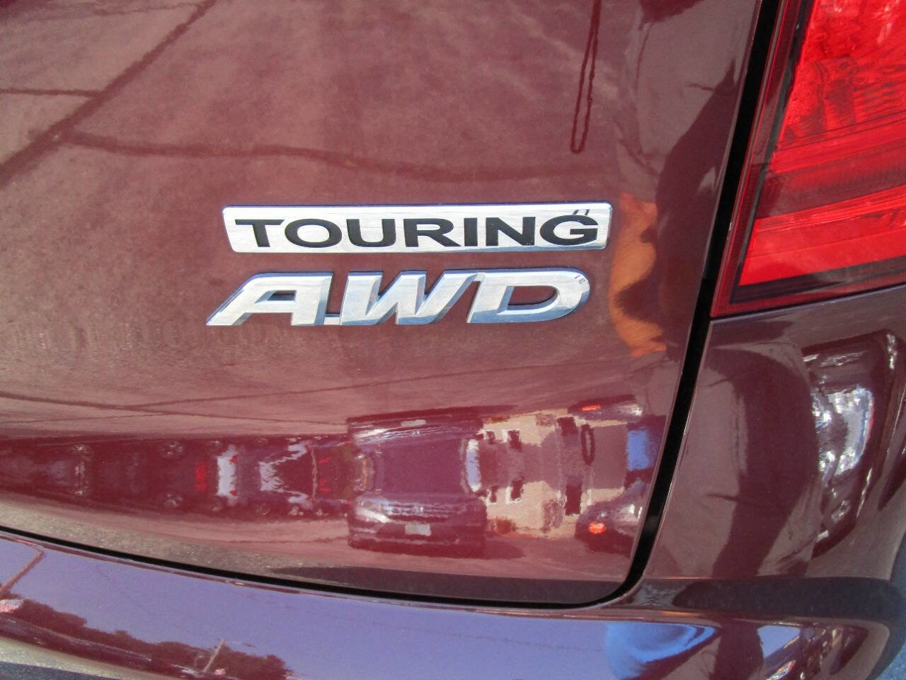 Used 2018 Honda Pilot Touring image 6