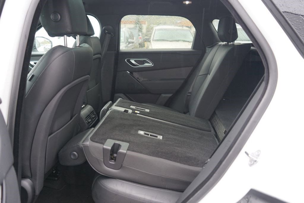 Used 2025 Land Rover Range Rover Velar Dynamic SE image 26