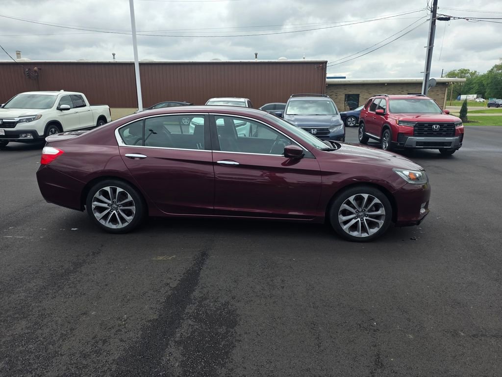 Used 2013 Honda Accord Sport image 2