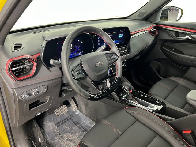 Used 2025 Chevrolet TrailBlazer RS w/ Driver Confidence Package image 27