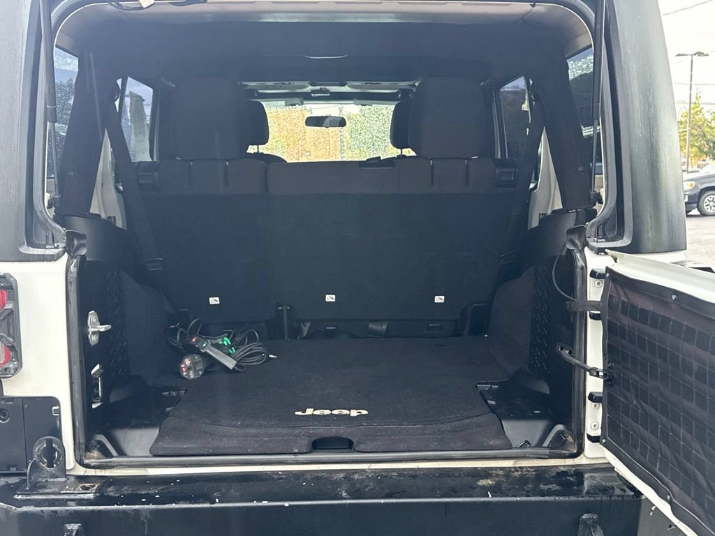 Used 2015 Jeep Wrangler Unlimited Sport AWD/4WD image 18