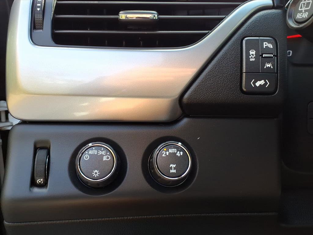 Used 2019 Chevrolet Tahoe LT image 14